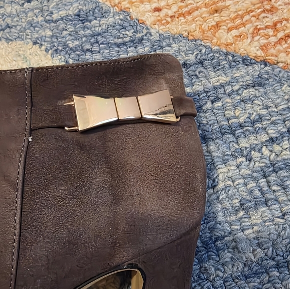 Kate Spade Aldaz Gold Bow Boot, Brown Suede - Picture 13 of 15